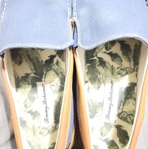 Tommy bahama boat shoes size 15
